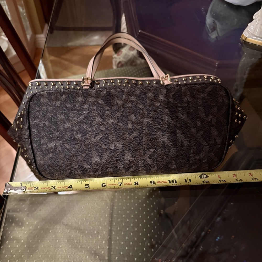 Michael Kors Jet Set Gold Studded Tote Bag - Picture 10 of 12